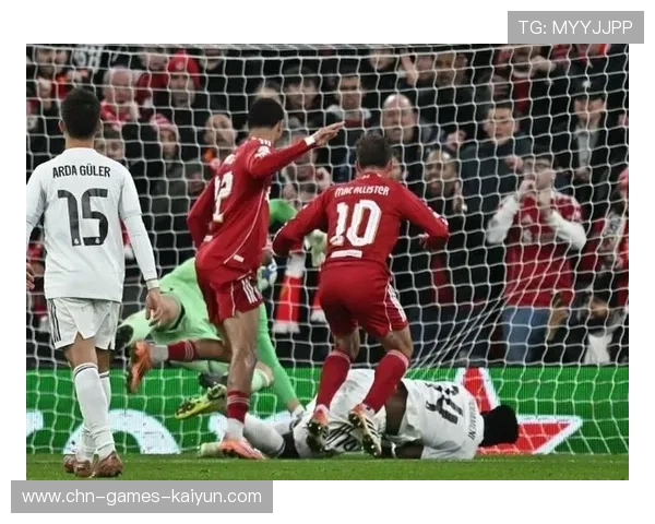 皇马在对手高压下出球慢的问题被无限放大